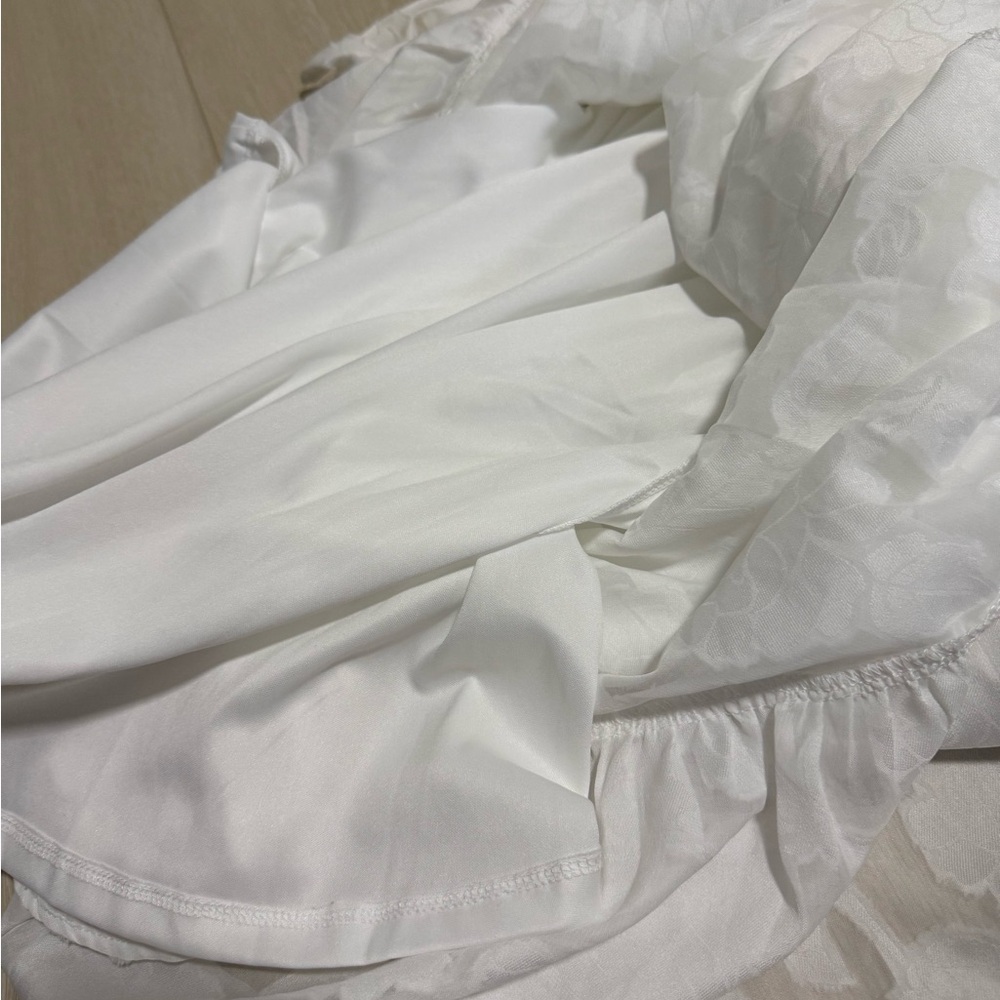 NWT Lulu’s White Short Sleeve Wrap Midi Dress - Picture 7 of 10